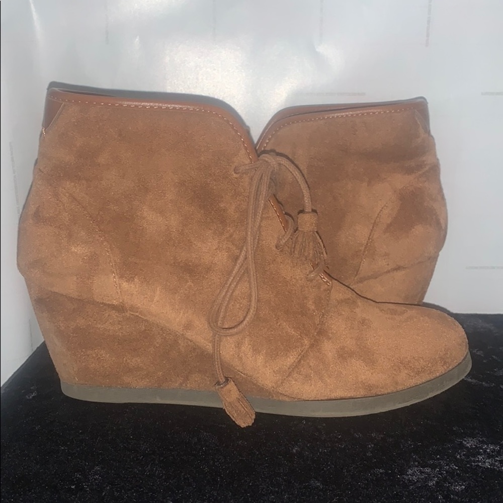 Warm winter angle boots